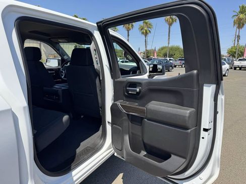 Used 2021 Chevrolet Silverado 1500 RST AWD/4WD image 18