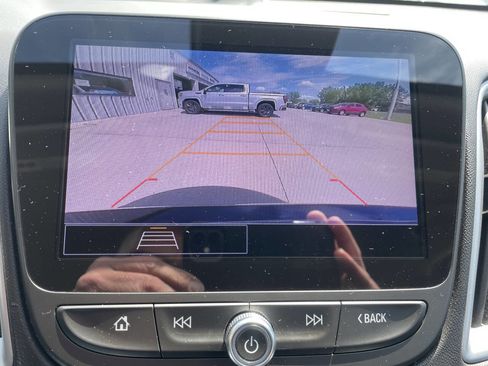 Used 2023 Chevrolet Malibu LT image 17