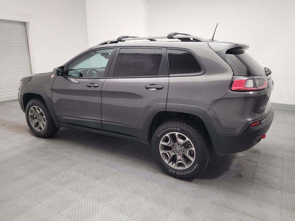 Used 2021 Jeep Cherokee Trailhawk w/ Technology Group AWD/4WD image 3