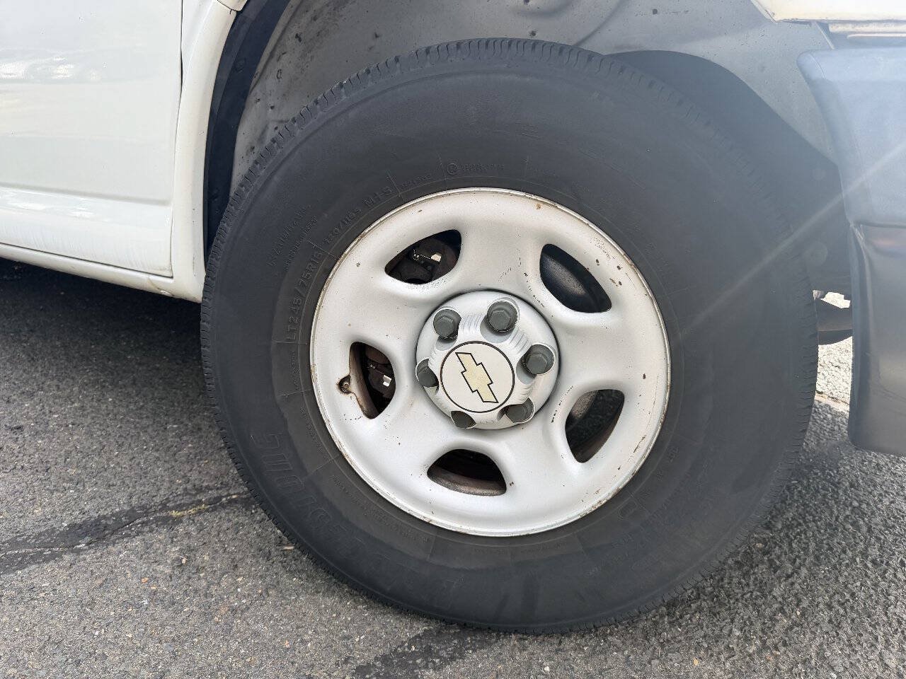 Used 2007 Chevrolet Express 1500 RWD image 20