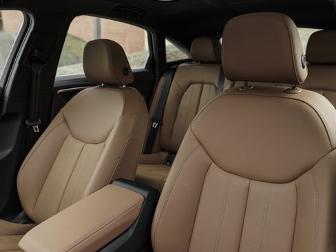 Used 2025 Audi A5 2.0T Premium w/ Convenience Package image 22