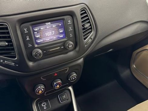Used 2018 Jeep Compass Sport FWD image 30
