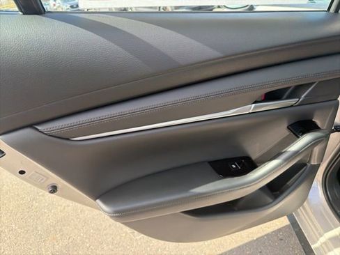 New 2026 MAZDA MAZDA3 2.5 S Sedan w/ Preferred Pkg image 27