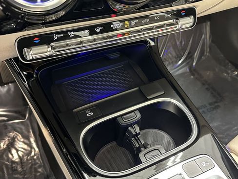 Certified 2025 Mercedes-Benz CLA 250 4MATIC image 31