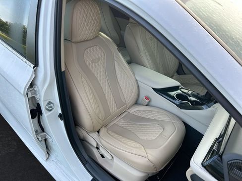 Used 2023 Toyota Camry LE FWD image 30