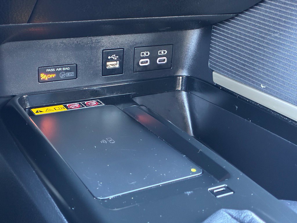 Used 2026 Toyota Camry SE FWD image 24