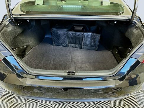 Used 2025 Toyota Camry SE image 26