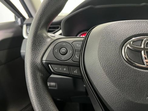 Used 2024 Toyota RAV4 LE AWD/4WD image 6