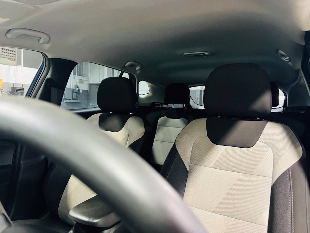 Used 2024 Chevrolet Trax LS w/ LS Convenience Package FWD image 3