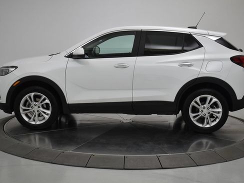 Used 2023 Buick Encore GX Preferred w/ Cold Weather Comfort Package AWD/4WD image 15