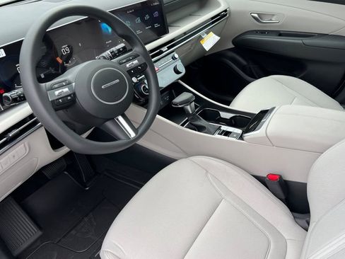 New 2026 Hyundai Tucson SEL image 8