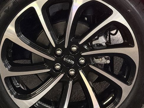 New 2026 Lincoln Nautilus Black Label AWD/4WD image 5