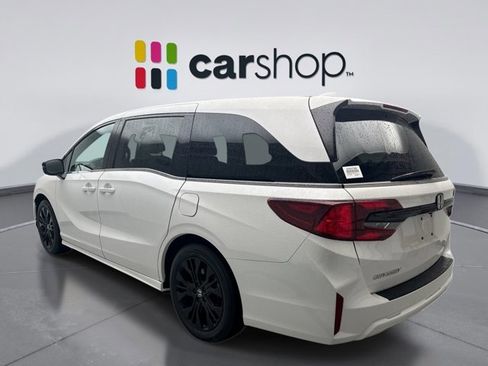 Used 2025 Honda Odyssey Sport-L image 3