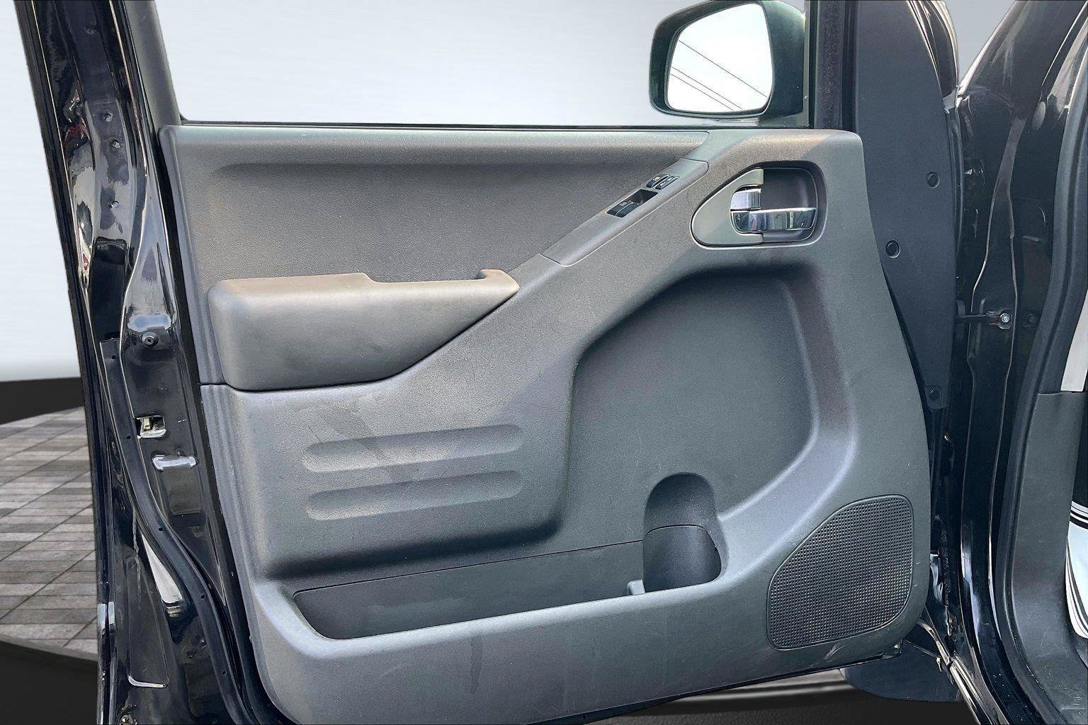 Used 2021 Nissan Frontier S RWD image 23