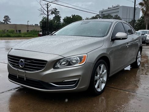 Used 2016 Volvo S60 T5 Premier FWD image 1