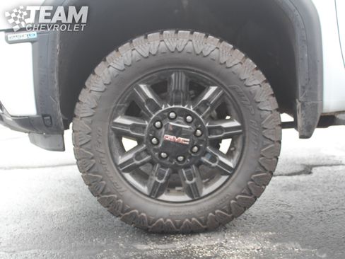 Certified 2025 GMC Sierra 2500 AT4 w/ AT4 Premium Plus Package AWD/4WD image 32
