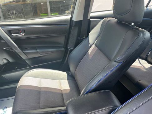 Used 2017 Toyota Corolla SE w/ Carpet Mat Package (TMS) FWD image 12