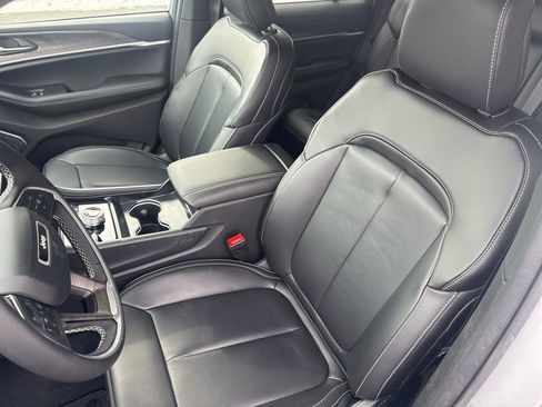 New 2026 Jeep Grand Cherokee Limited w/ Limited Altitude Package image 22