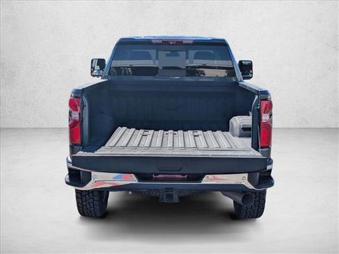 Used 2020 Chevrolet Silverado 2500 LTZ w/ LTZ Premium Package image 6