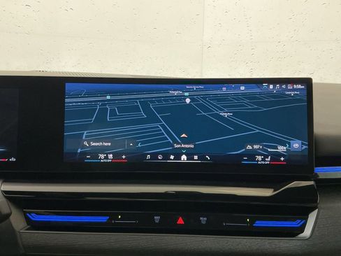 Certified 2025 BMW 530i w/ M Sport Package RWD image 11