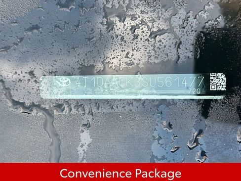 Certified 2025 Toyota Camry SE image 3