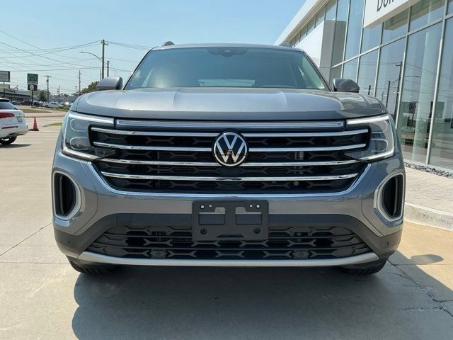 Used 2025 Volkswagen Atlas SE FWD image 8