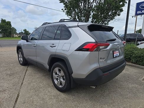 Used 2023 Toyota RAV4 XLE w/ Convenience Package FWD image 4