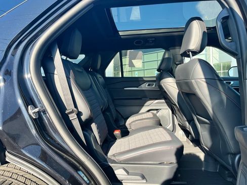 New 2026 Ford Explorer ST-Line AWD/4WD image 12