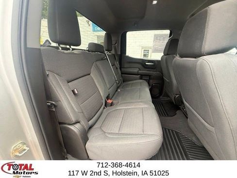 Used 2021 Chevrolet Silverado 1500 LT w/ Z71 Off-Road Package AWD/4WD image 12
