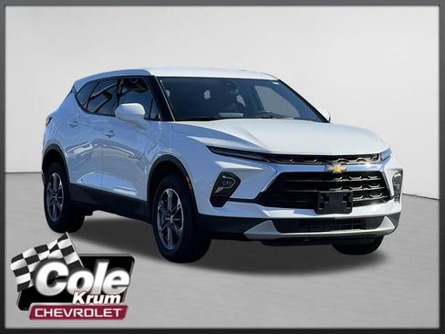 Used 2023 Chevrolet Blazer LT AWD/4WD image 1