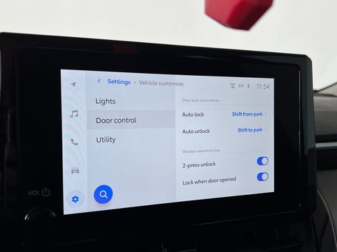 Used 2025 Toyota Corolla LE w/ Convenience Package image 21