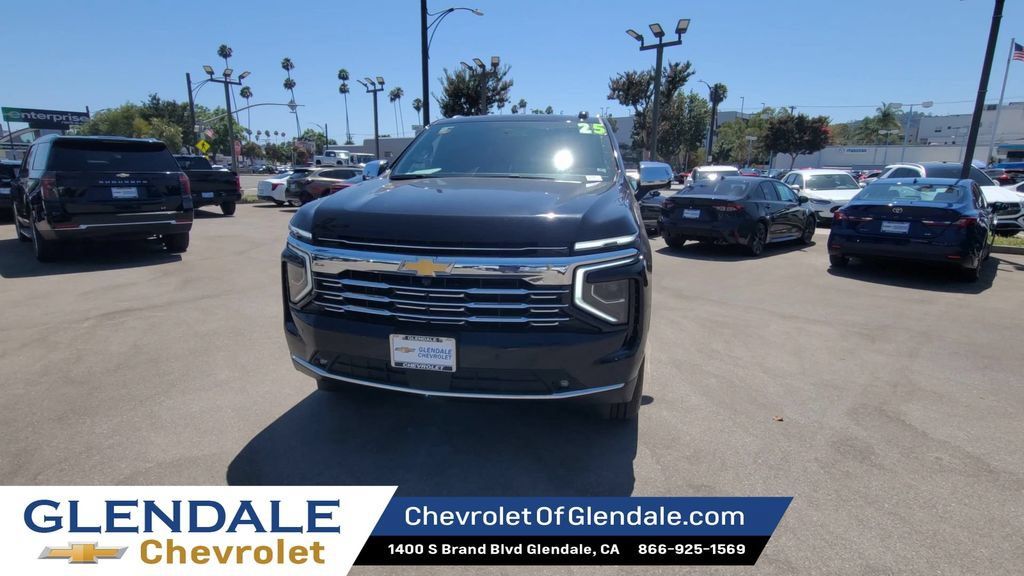 Certified 2025 Chevrolet Tahoe Premier AWD/4WD image 4