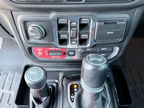 Used 2020 Jeep Wrangler Unlimited Rubicon image 19