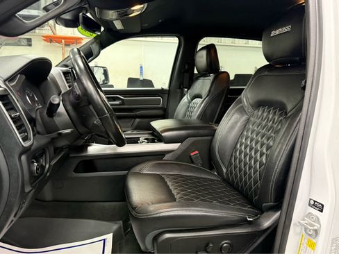 Used 2022 RAM 1500 Big Horn AWD/4WD image 9