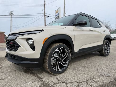 New 2026 Chevrolet TrailBlazer RS w/ Convenience Package image 2