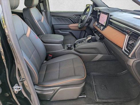 Used 2024 GMC Canyon AT4 AWD/4WD image 22