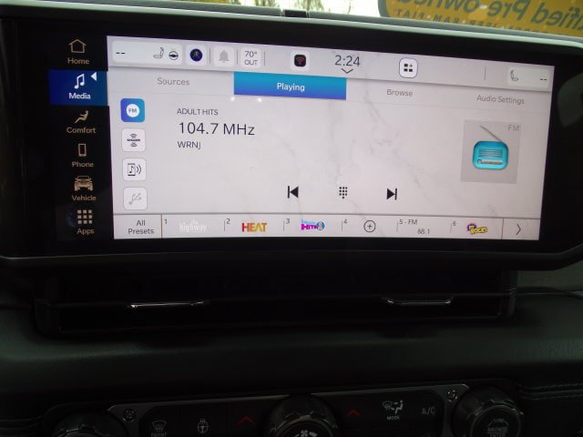 Certified 2026 Jeep Wrangler Unlimited Sahara AWD/4WD image 14