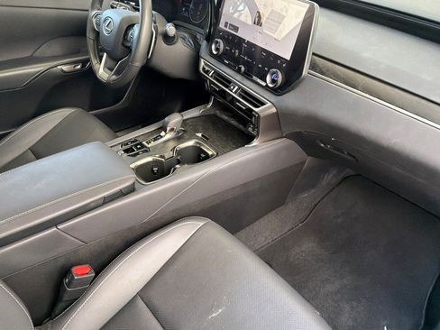 Certified 2024 Lexus RX 350 Premium w/ Convenience Package FWD image 20