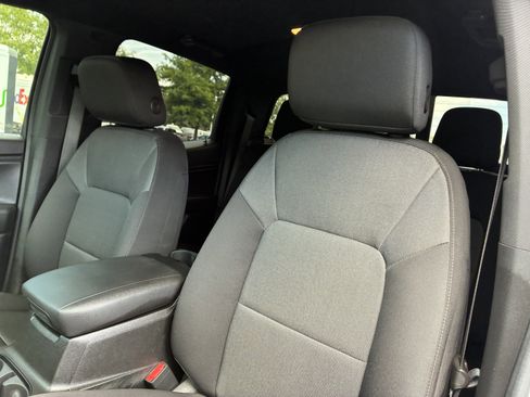 Used 2023 Chevrolet Colorado Trail Boss w/ Technology Package AWD/4WD image 21
