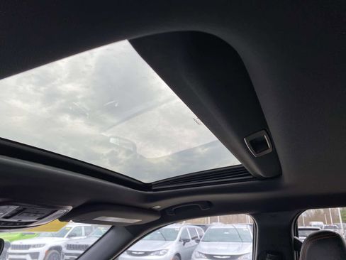 New 2026 Dodge Durango GT image 9