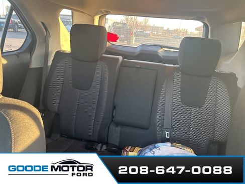 Used 2011 Chevrolet Equinox LT w/ Chrome Appearance Package image 6