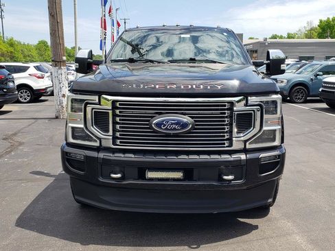 Used 2022 Ford F350 Platinum AWD/4WD image 2