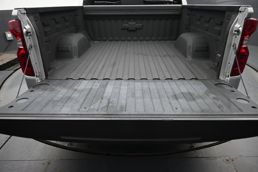 Used 2019 Chevrolet Silverado 1500 LT w/ All-Star Edition AWD/4WD image 11