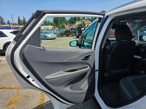 Used 2015 Volkswagen GTI 4-Door FWD image 15