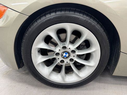 Used 2004 BMW Z4 2.5i RWD image 31