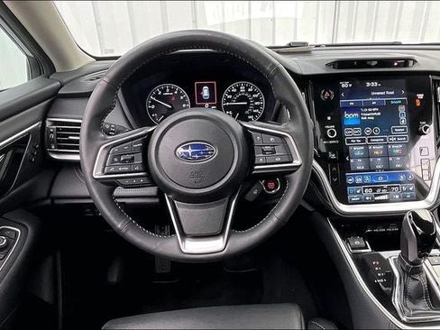 Used 2023 Subaru Outback Touring AWD/4WD image 5