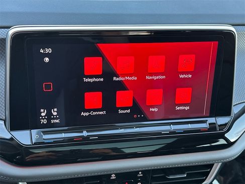 Used 2025 Volkswagen Atlas Peak Edition SE image 26