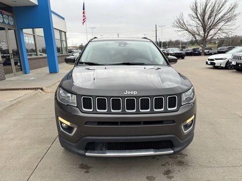 Used 2021 Jeep Compass Limited image 2