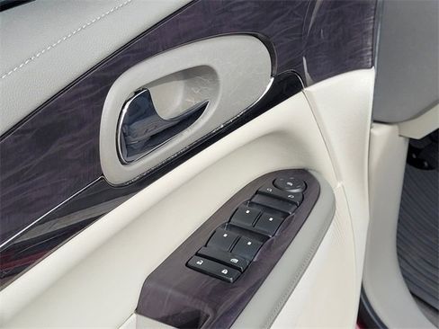 Used 2017 Buick Enclave Convenience image 22