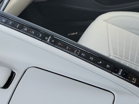 Used 2020 Chevrolet Corvette Stingray Premium Cpe w/ 3LT Preferred Equipment Group RWD image 28